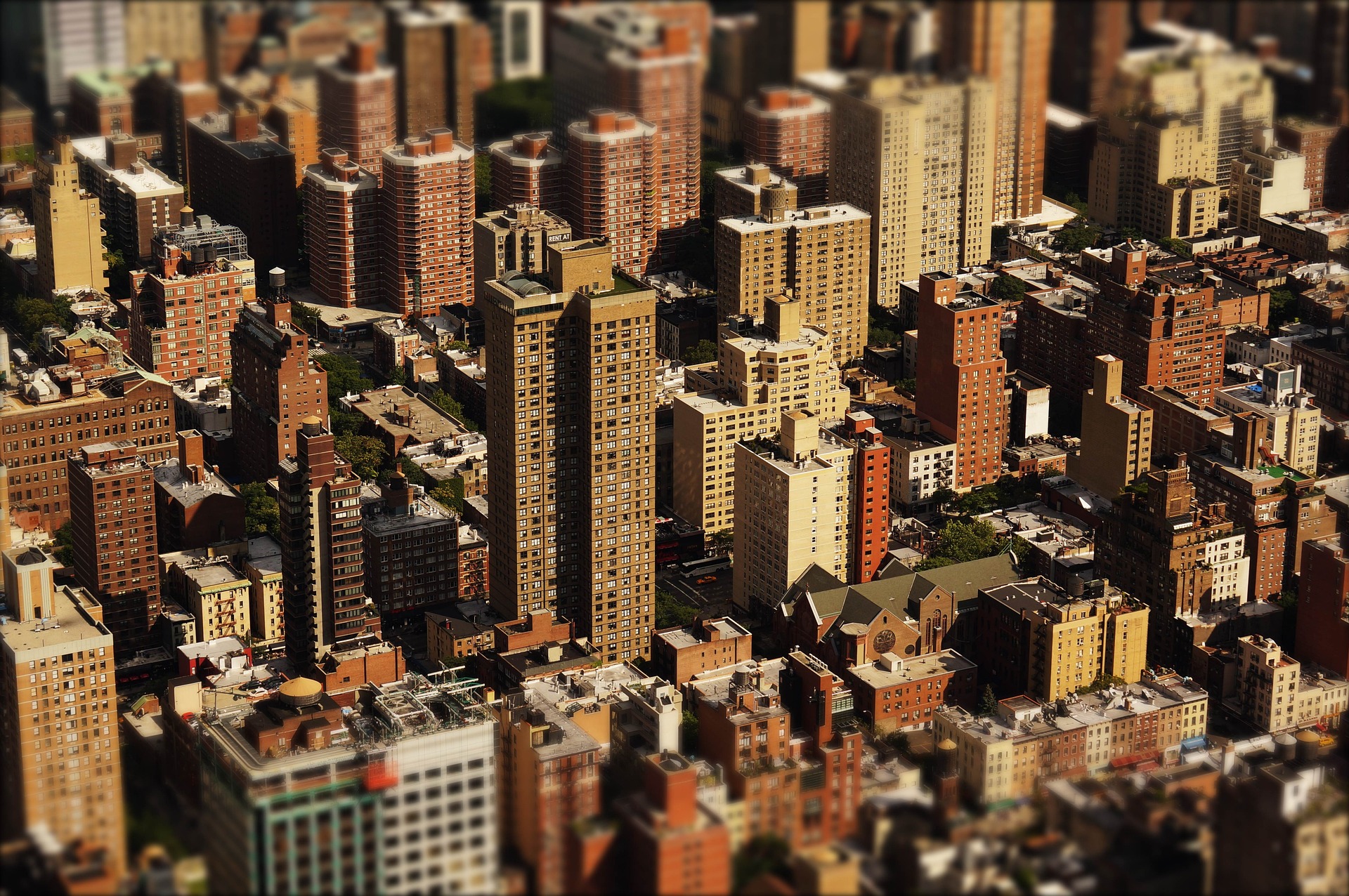 apartment buildings in a large city such as New York City